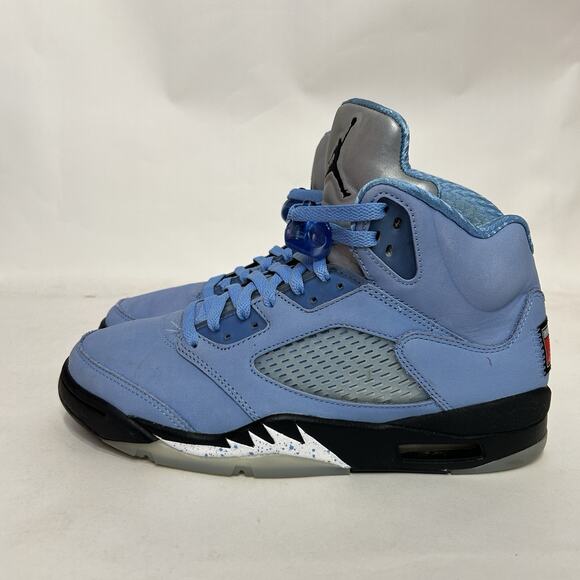 Nike Air Jordan 5 Retro SE “University Blue/UNC” DV1310-401